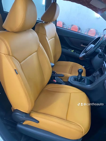 TOYOTA AVANZA BỌC GHẾ DA