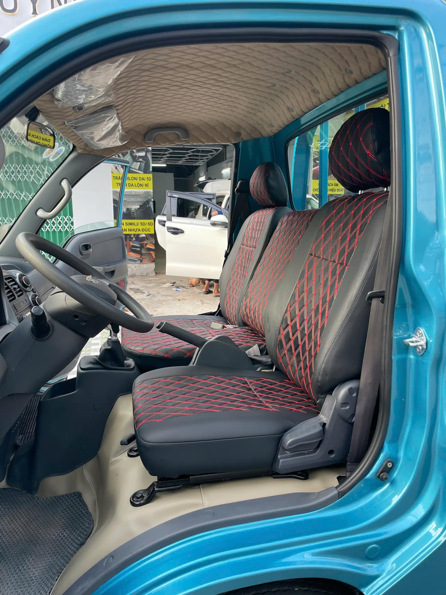 Bọc Ghế Da Xe Tải K250 – Trần 5D Và Lót Sàn Simili